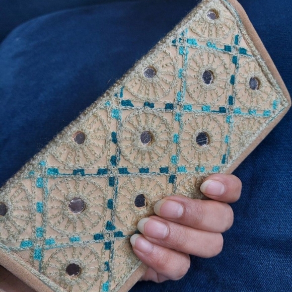 Bags - Picture 2 of 12